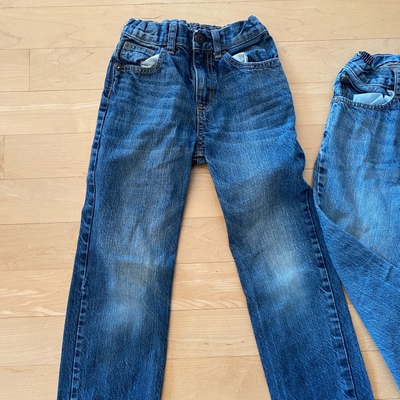 Pair of Osh Kosh Blue Jeans - Picture 2 of 7